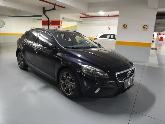 Volvo V40 T-5 Cross Country 2.0 AWD Aut. 2014