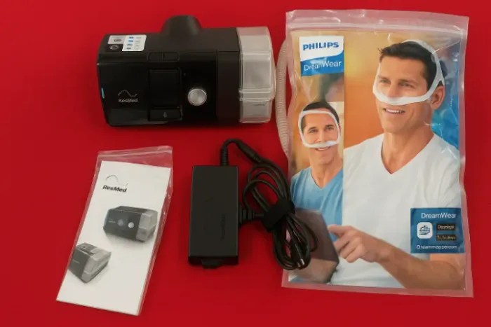 Kit CPAP AirSense 10 AutoSet + Máscara Nasal DreamWear