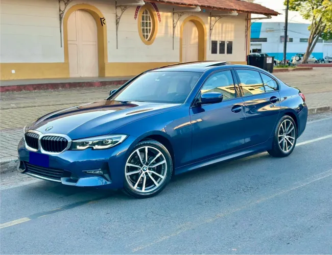 320i Sport Com Baixo KM !