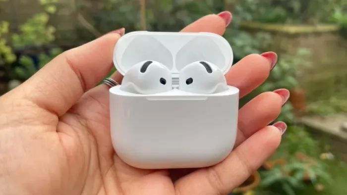 AirPods 4 Com cancelamento  Com caixa - seminovo 