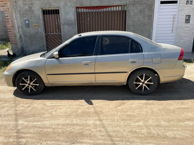 Honda Civic Sedan Lx/lxl 1.7 16V 115cv Aut. 4P 2001