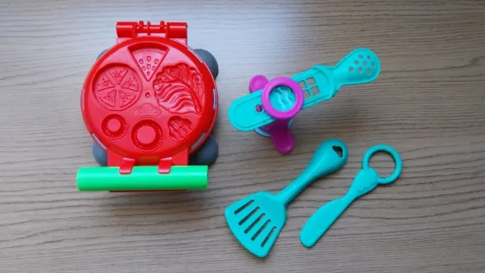 Play Doh Kitchen Creations Festa do Hamburguer - Hasbro (usado)