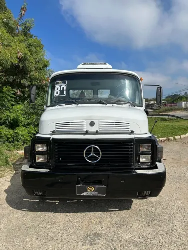 Caminhão Mercedes Benz 1114 87/87