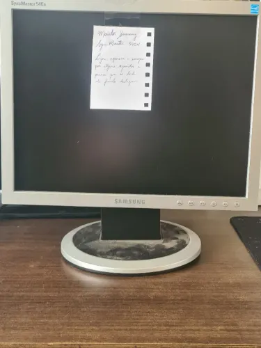 Monitor Samsung 540N
