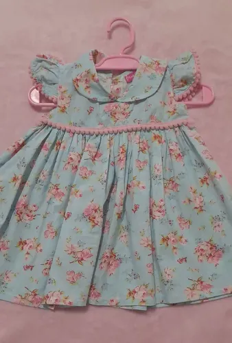 Vestido de bebê menina floral azul