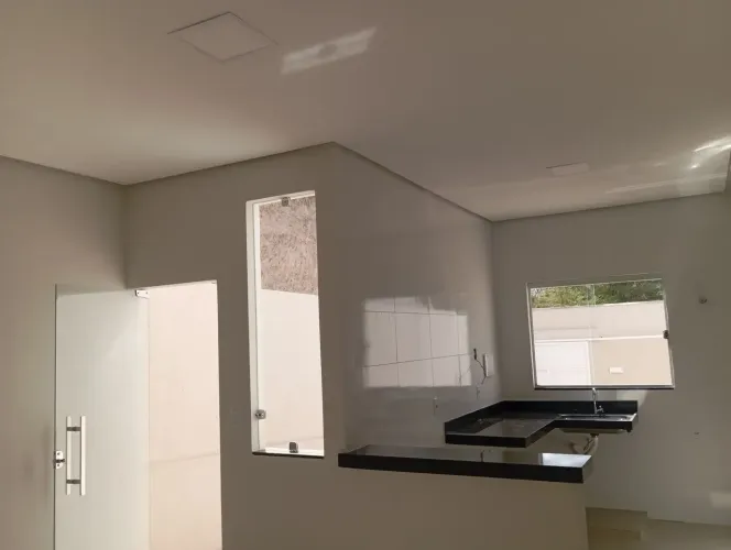 Casa Vizinho Maracana/3 Quartos/Suite...Financia/Aceita Carta De Credito...