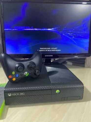 X Box 360 Exploid Super Slim ou Slim 1 Controle Sem Fio e Cabos..