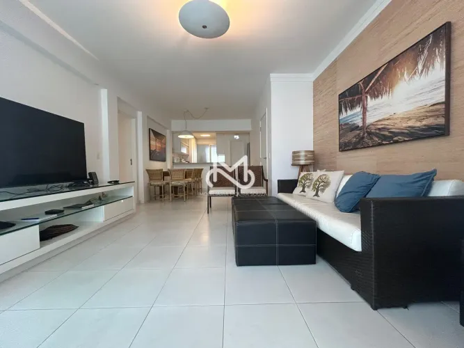 Apartamento com vista para o mar no módulo 08 na Riviera de São Lourenço