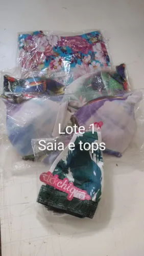 VENDO LOTE DE ROUPAS