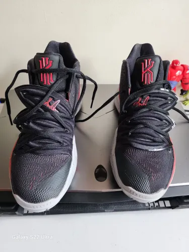 nike kyrie 5 "Bred" original 2019 novo relíquia