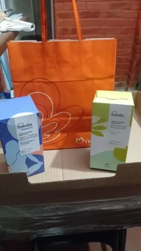 Kit Sabonete em Barra Tododia Natura cada caixa.