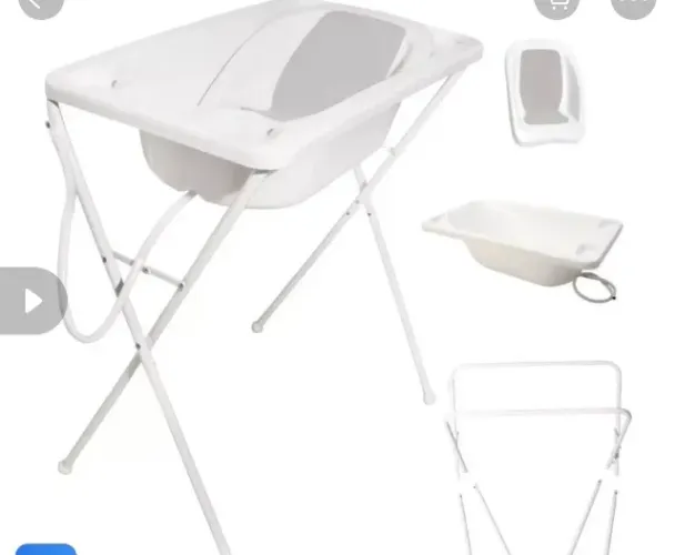 Banheira de bebê com suporte completa