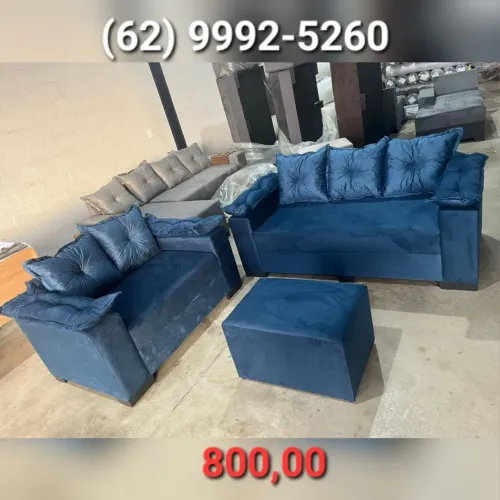 Sofá 2 e 3 Lugares + Puff Azul