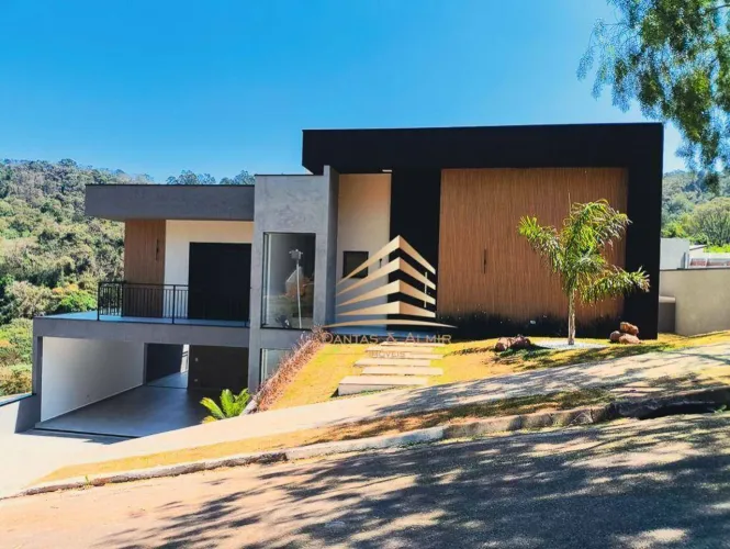 Casa com 3 dormitórios 3 suites à venda, 321 m² por R$ 1.950.000 - Condominio Quintas da B