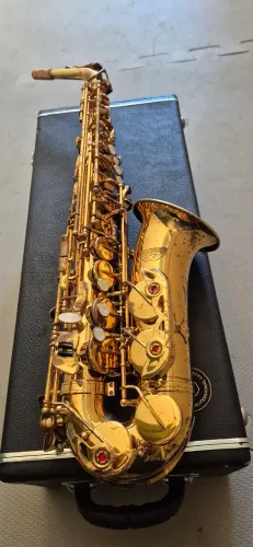 Sax alto winner, usado, revisado
