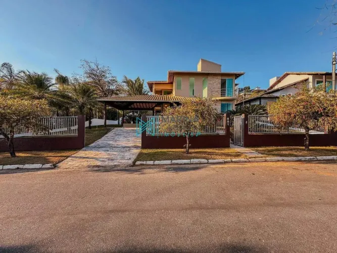 Casa em condomínio à venda, 4 quartos, 2 suítes, 2 vagas, Condomínio Jardins da Lagoa - La