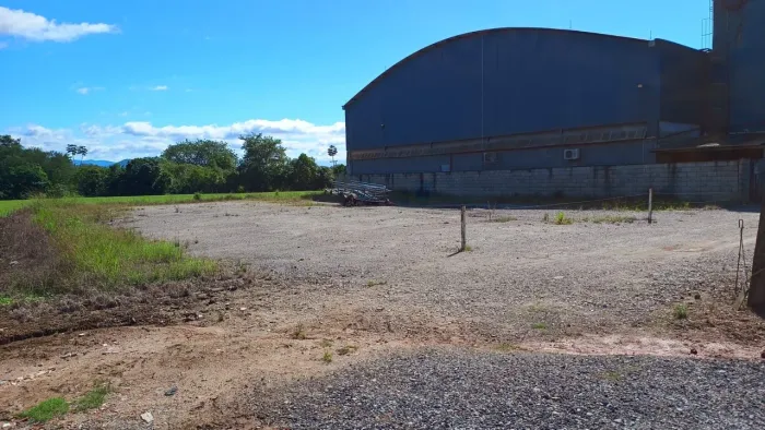 Vendo Terreno com 800 m2 Localização Biguaçu SC