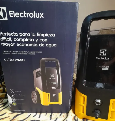 Lavadora de Alta Pressão Electrolux UltraWash 2200psi