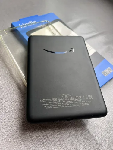 Kindle 11 preto 16 GB super novo