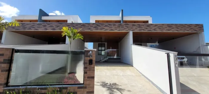 SOBRADO À VENDA NA PEDRA BRANCA  SAINT VALENTIM RESIDENCE