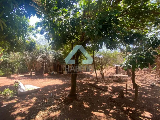 Venda de Terreno / Padrão na cidade de Botucatu