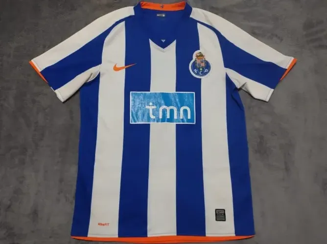 Camisa Oficial Porto (Portugal) Nike 2008-2009, tamanho P (50x72cm).