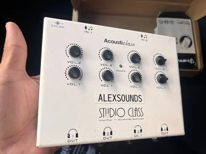 Amplificador de fone de ouvido