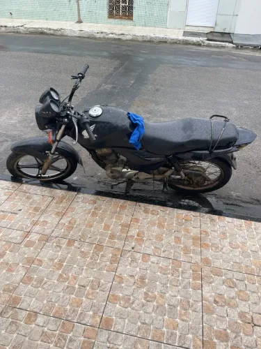 Moto de leilão 2.500