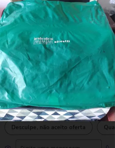 Máquina de escrever Olivetti 