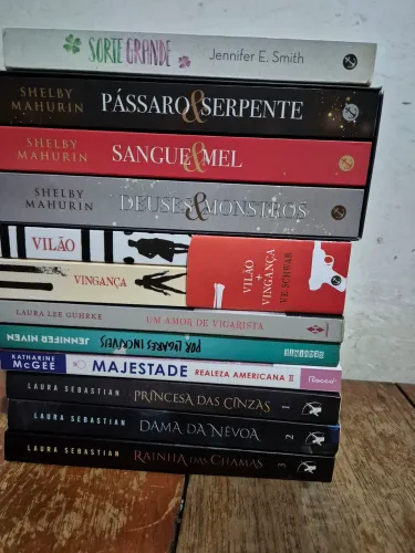Vendo livros