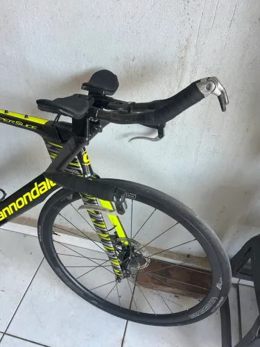 Cannondale super slice tt ou contra relógio TM 54 com kit shimano freio TRP roda session