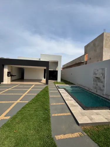 Vendo casa nova na 1503 sul