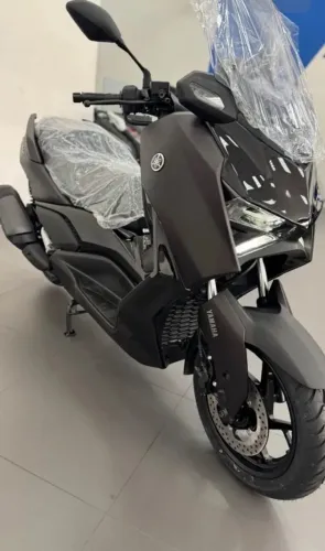 Xmax 300 baixa KM revisada