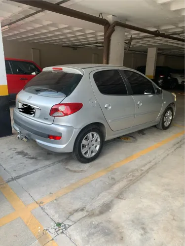 Peugeot 207 XR 1.4 Flex 8V 5P 2012