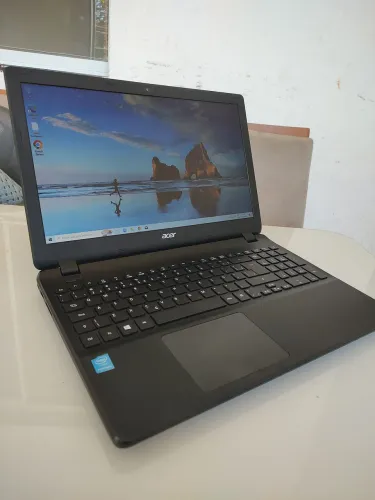 Notebook Acer. Intel Pentium N 3700. Dual Core. Com 4Gb de Memória + SSD 256GB
