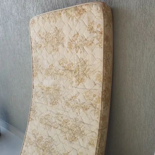 Colchão de solteiro D33 Confort