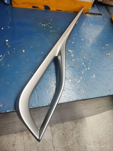 moldura do difusor direito Toyota Yaris