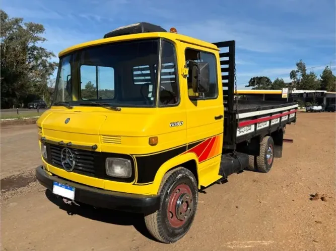 MB 608 CARROCERIA