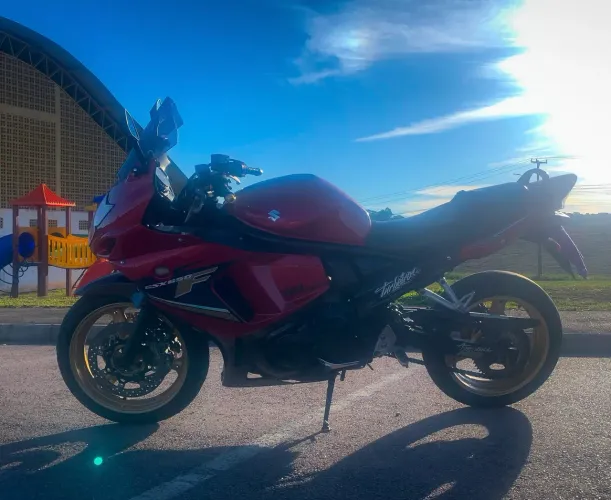 Á VENDA GXS650 em perfeito estado