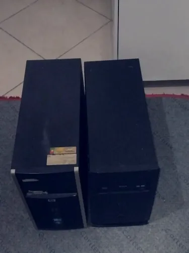 Vendo 2 CPUs para retirada de peças
