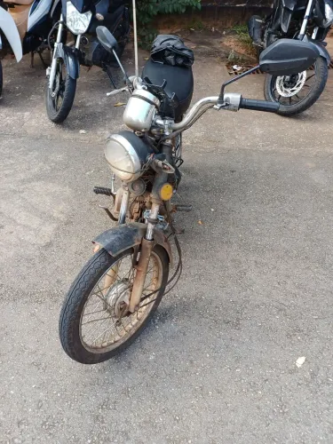 Shineray com motor da biz 100cc carburada