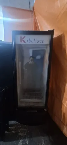 GELADEIRA EXPOSITORA