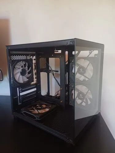 Gabinete Aquario 4 FANS ARGB