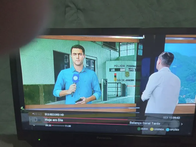 TELEVISOR DE LED LCD 19", PANASONIC, TC-19D300B, 110-220V.