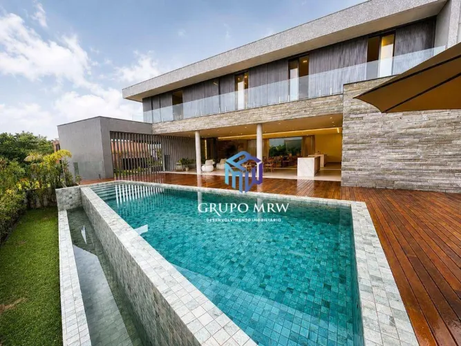 Casa com 4 dormitórios à venda, 489 m² por R$ 5.700.000,00 - Alphaville Nova Esplanada II