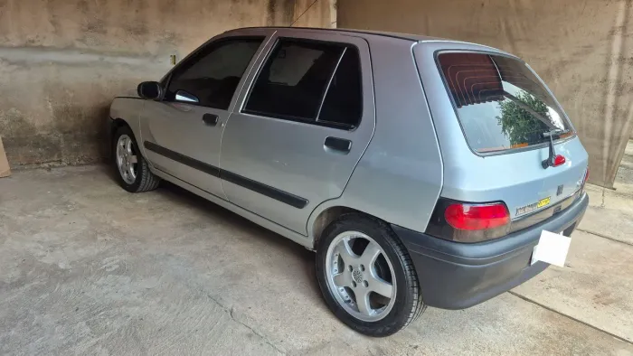 Renault Clio RL 1.6 3p/5p 1999