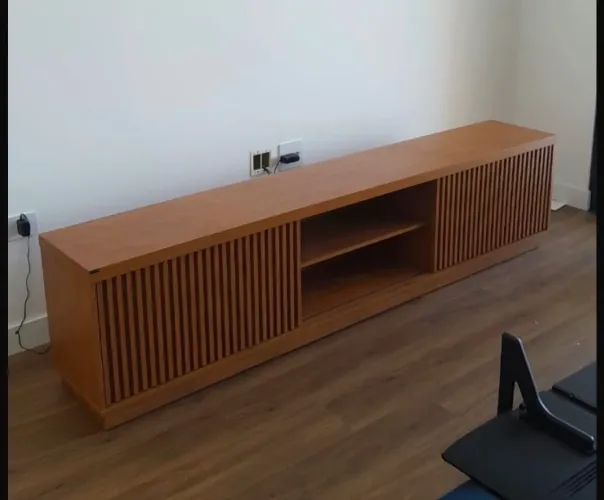 Rack 2,20 Portas Ripadas de Correr NOVO