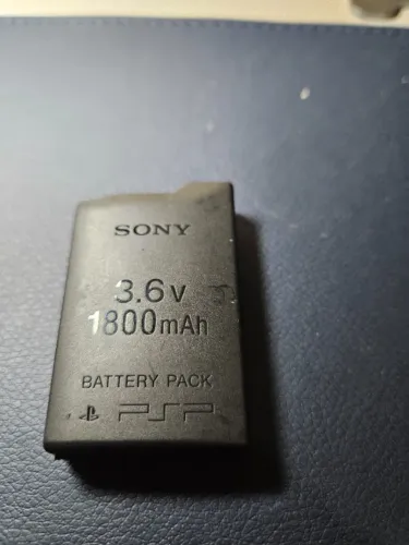 2 Baterias para PSP Fat (1000) Original Sony e PSP Slim Paralela