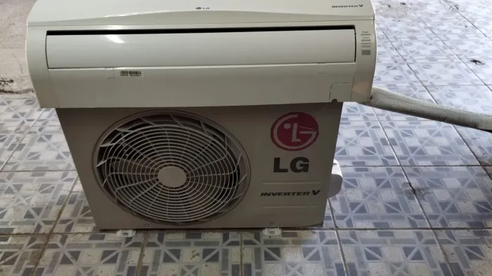Ar condicionado LG inverter 12.000Btus funcionando perfeitamente.