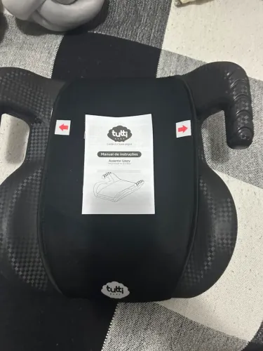 Cadeirinha acento elevado criança 15 -36 kg NOVO
